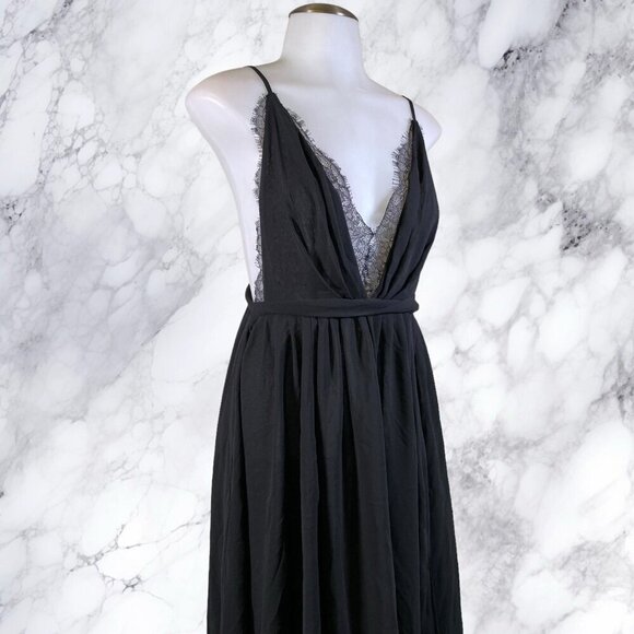 Michael Costello x REVOLVE Justin Gown in Black - Picture 10 of 10